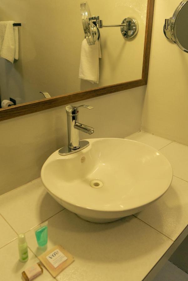 Vo'E Hotel ซานกริสโตบัล เด ลาสกาซาส ภายนอก รูปภาพ